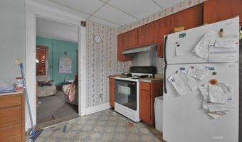 253 W Union St, Athens, OH 45701