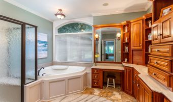 4882 Copperstone Dr, Ames, IA 50010
