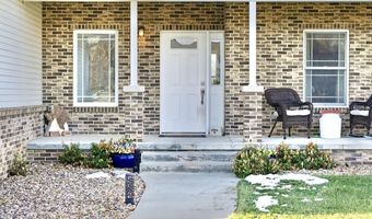 907 S 25th St, Beatrice, NE 68310