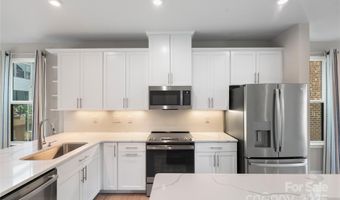 743 Anderson St, Charlotte, NC 28205