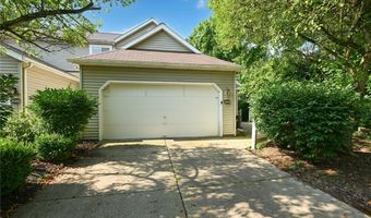 2096 Hidden Hollow Ln, Akron, OH 44313