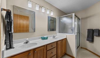 13008 Echo Ln, Apple Valley, MN 55124