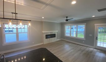 408 Summit St, Aberdeen, NC 28315