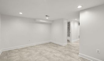 925 DECATUR St NW, Washington, DC 20011