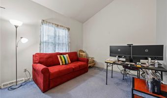 51 S 17th St, Airville, PA 15203
