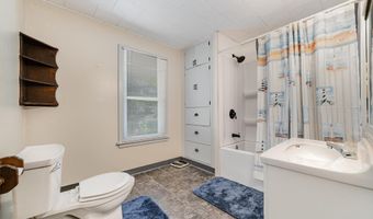 750 Pennsylvania Ave, Alma, MI 48801