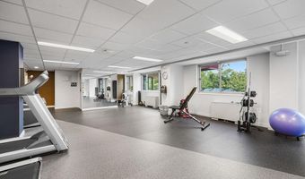 2500 N VAN DORN St 517, Alexandria, VA 22302