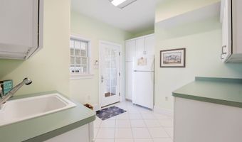 9 Seabreeze, Cape May Court House, NJ 08202