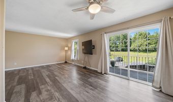 824 S Chillicothe Rd 2, Aurora, OH 44202