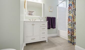 17 Dudley Rd, Brentwood, NH 03833