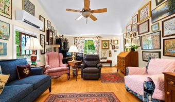 13 Canton Valley Cir, Canton, CT 06019