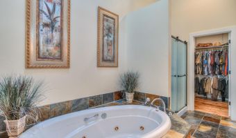56081 Snow Goose Ct, Bend, OR 97707