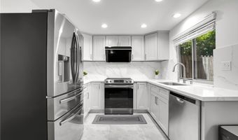 1025 Holly Ave 9, Arcadia, CA 91007