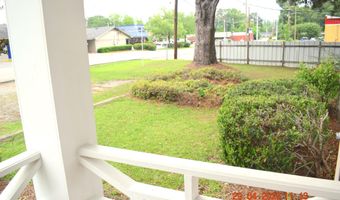 121 S COX St, Bastrop, LA 71220