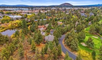 3192 NW Golf View Dr, Bend, OR 97703