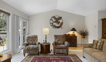 9550 Lakeside Dr, Alden, MI 49612