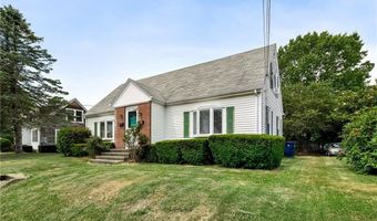 15 Preston Dr, North Kingstown, RI 02852