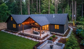 21054 E Country Club Rd, Brightwood, OR 97011