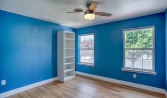 2 HEATHERFIELD Way, Dover, DE 19904