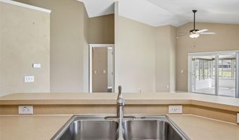 7723 BRISTOL PARK Dr, Apollo Beach, FL 33572