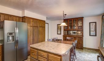 608 Manor Ct, Altoona, WI 54720