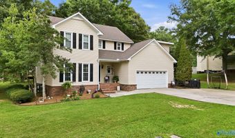 618 Colonial Ave, Albertville, AL 35950