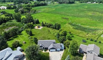 810 Latoka View Ct SW, Alexandria, MN 56308