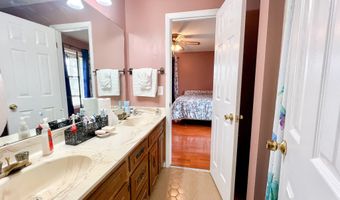 2115 Blackshear, Baxley, GA 31513