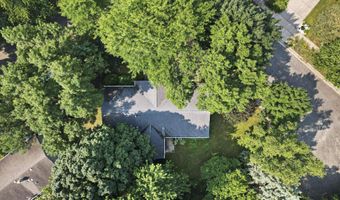 10 Krystana Way, Madison, WI 53711