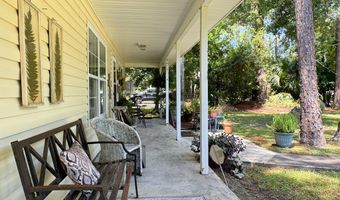 318 Earl King St, Apalachicola, FL 32320