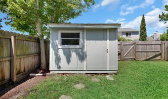 639 AQUATIC Dr, Atlantic Beach, FL 32233