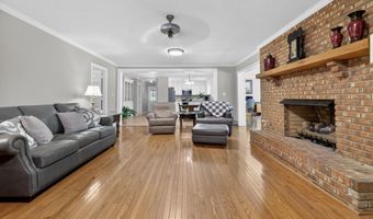 360 KELLY LYNN Dr, Anniston, AL 36207