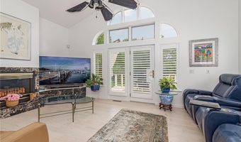 48 Wright Ln, Jamestown, RI 02835