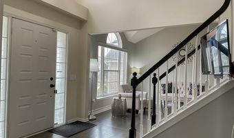 4927 Ravine Ct, Ann Arbor, MI 48105