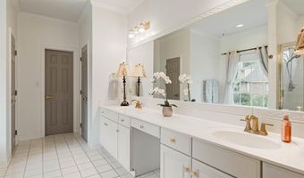 211 WEATHERLY CLUB Dr, Alabaster, AL 35007