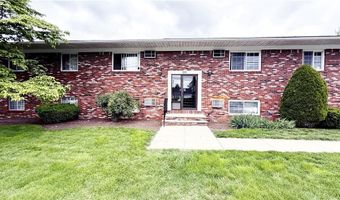 20 Zambarano Ave 202, North Providence, RI 02911
