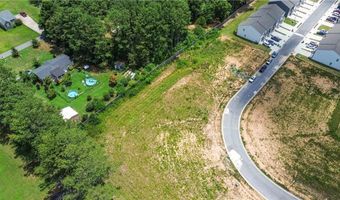 160 Village Green Dr NW, Adairsville, GA 30103