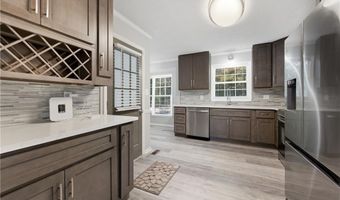 153 Stonybrook Ct, Athens, GA 30605