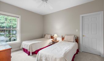 11 BURR HILL Dr, Berlin, MD 21811