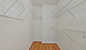 20395 BRIGHTCREST Ter, Ashburn, VA 20147