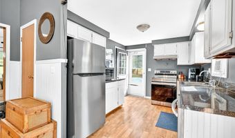 10 Flood Dr, Amenia, NY 12501