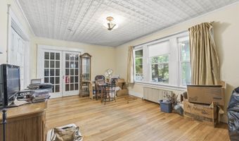 28 Davenport St, Augusta, ME 04330