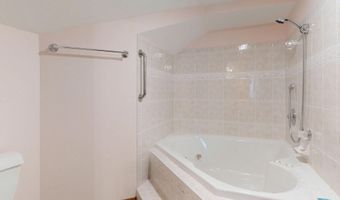 12645 E Apple Rd, Adams, NE 68301
