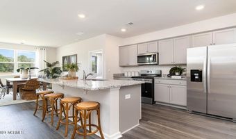 1293 Woodhouse Dr NW, Ash, NC 28420