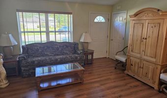 83 Clover Ln, Auburn, ME 04210