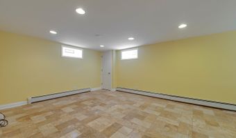 805 S Mitchell Ave, Arlington Heights, IL 60005