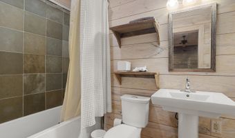774 Davis Rd, Benton, MS 39039