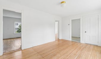 4 Washington St, Bath, ME 04530