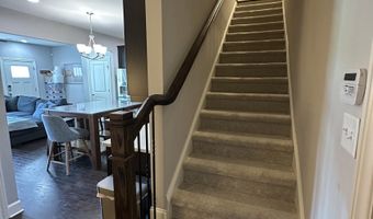 882 Westmoreland Cir NW, Atlanta, GA 30318