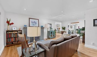 328 Fontana Pl NE, Albuquerque, NM 87108